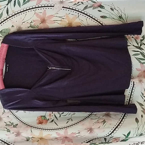 Sexy Zipper Front Top - Picture 1 of 4